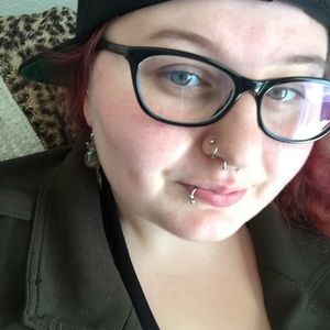 Meet your Posher, Alyshia